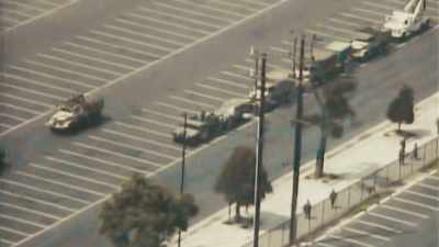 UH, WE HAVE, UH, HAD REPORTS
THAT SEVERAL HUNDRED ARE IN - LA 92