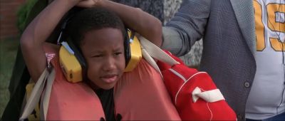 Uh well uh all aboard that's goin' ashore - Ernest Goes to Camp