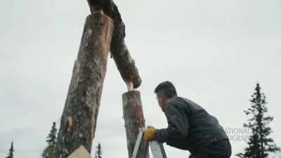 Uh, we're at a bad angle. - Life Below Zero: First Alaskans