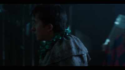 - Uh... what are you doing?
- Directing. - Carved