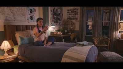 - Uh, what are you doing to your hair?
- Nothing! - The Baby-Sitters Club