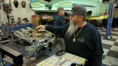 Uh, and what the cylinders do
when the pumps come on, - Shorty's Dream Shop
