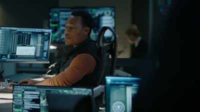 Uh, yo,
the tracker stopped, - Whiskey Cavalier