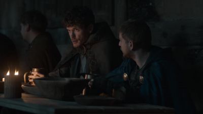 Uhtred is here. I know it. - The Last Kingdom