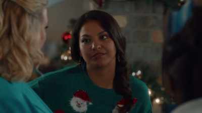 Um, Amelia has a client dinner
tomorrow night, - Friends & Family Christmas