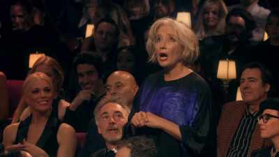 -Um...
-[AUDIENCE LAUGHS] - An Audience with Adele