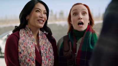- Um, bags, yep.
- Sure. Um... - A Vineyard Christmas