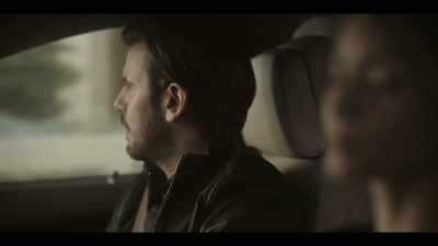 - Um, Billy?
- Yeah. - American Rust