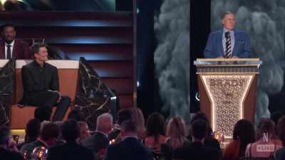 Um, but, seriously,
I'm so honored to be here... - The Roast of Tom Brady