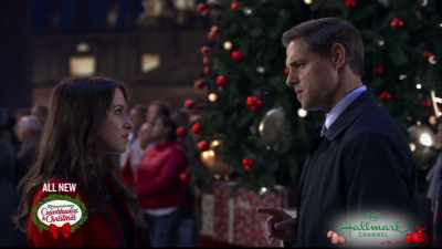 Um, can I show you something? - Christmas in Rome