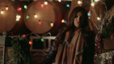 Um, it changes,
it changes but then, - An Ice Wine Christmas