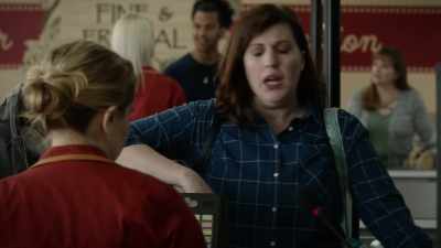 Um, do you know anything
about hot water heaters? - Good Girls