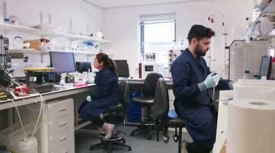 Um estudo
do Imperial College de Londres - Race Against Pandemic