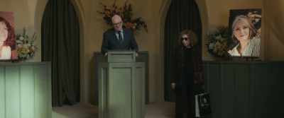 Um... Evelyn was Joyce's
college roommate, - Moving On