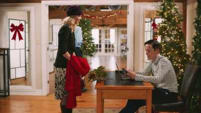 Um... Excuse me. - A Christmas Exchange