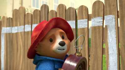 Um… I think it might be safer
if we go to the tree house. - The Adventures of Paddington