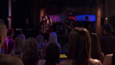 Um. hi. - One Tree Hill