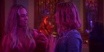 - Um, I am a nail technician.
- Oh, darling. - Class of '07