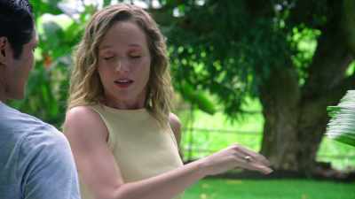 Um, I don't know
if my hands move that way. - Romance in Hawaii