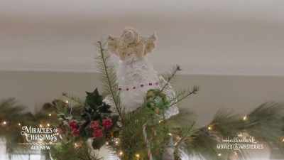 Um, I don't think
we need to meet her, Nancy. - Debbie Macomber's A Mrs. Miracle Christmas