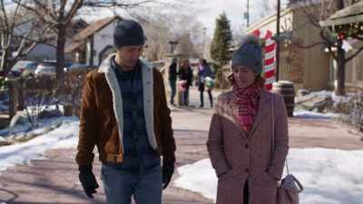 Um, I take
some family portraits, - Christmas with the Campbells
