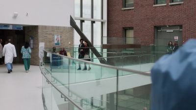 - Um, I'll meet you downstairs.
- Okay. - New Amsterdam
