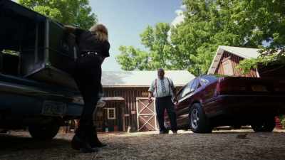 Um, I'm here to deliver
some film to Arthur. - Poker Face