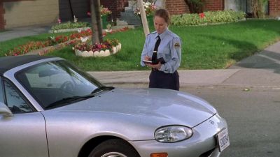 Um, Justin? Hi.
It's me, Sharona. - Monk
