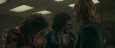 - Um, listen,
I'll be right back.
- All right. - Daisy Jones & the Six