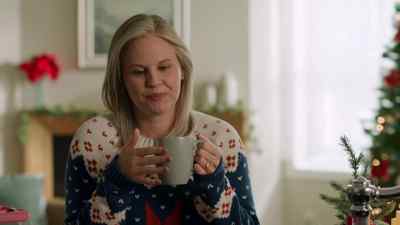 Um, look, I know you
don't want to relive - Christmas, Love and Fudge