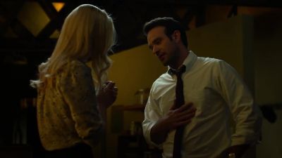 - Um...
- No, um... - Marvel's Daredevil