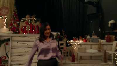 Um, okay, you told Nate to be here at 6:30 - Merry Magic Christmas