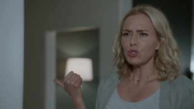 Um, okay. Would you mind if
after I bring Corinne her tea, - A Nurse to Die For