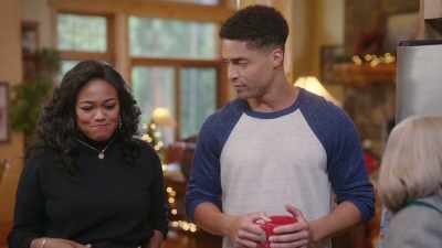 Um, my only concern
is what happens now? - A Picture Perfect Holiday