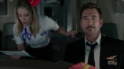 - Um...
- [PAPERS SHUFFLING] - LA to Vegas