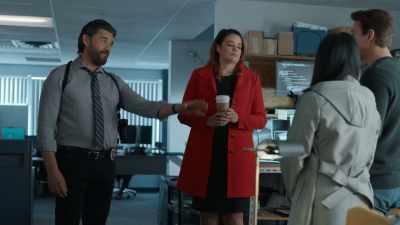Um-- - Aurora Teagarden Mysteries: Death at the Diner