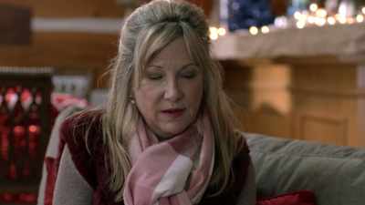Um, - The Enchanted Christmas Cake
