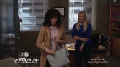 Um. - Chronicle Mysteries: The Wrong Man