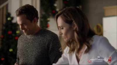 Um, Simon is… is way
too modest to tell you, - Reunited at Christmas