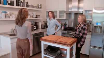Um, so, I live here
with my husband and my two kids. - Get Organized with The Home Edit