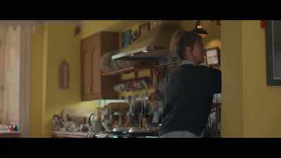 Um, you stay here, - Bridget Jones: Mad About the Boy