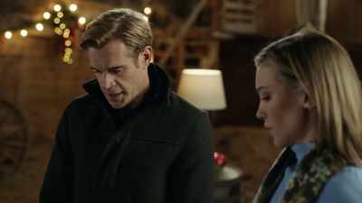 Um, the, um... - A Royal Christmas Crush