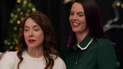 Um, three, two, one, macarownie. - Christmas, Love and Fudge
