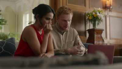 Um, Tom, I'm sorry.
I need to be direct. - Harry & Meghan: Becoming Royal