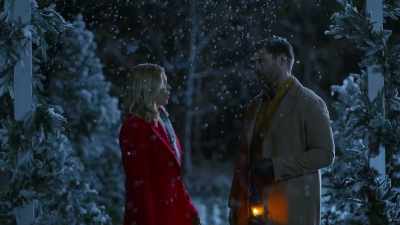 Um... Uh, this is my... - Designing Christmas with You