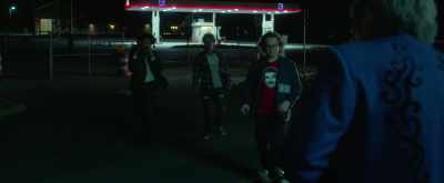 - Um, Vic, you okay?
- Come on, big boy. Up. - The Last Movie Star