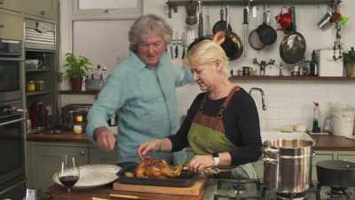 Um, we're not going to cut it.
We're just going to lift it - James May: Oh Cook!