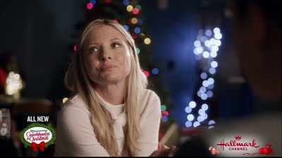 Um, what makes Graceland so
amazing? - Christmas at Graceland: Home for the Holidays