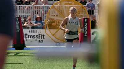 Uma das melhores sprinters e runners
da divisão feminina, - Fittest on Earth: Retro/Active