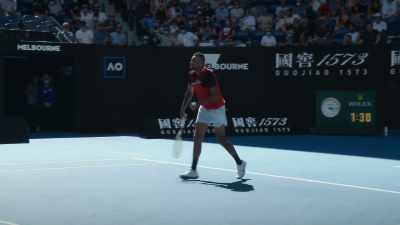 - [umpire] Fault!
- Stop speaking before the point. - Break Point